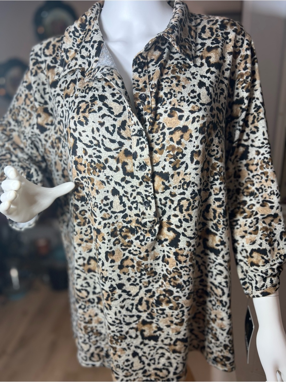 NWT Leopard Print Button-Front Coat in Tan and Black